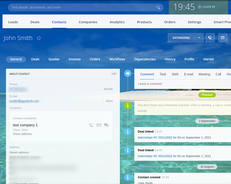 Свёртка блоков в CRM Bitrix24 и сортировка в две колонки полей форм